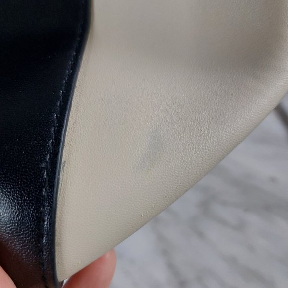 Kenneth Cole Recreation Women's Black and Cream Large  Tote - Picture 3 of 11